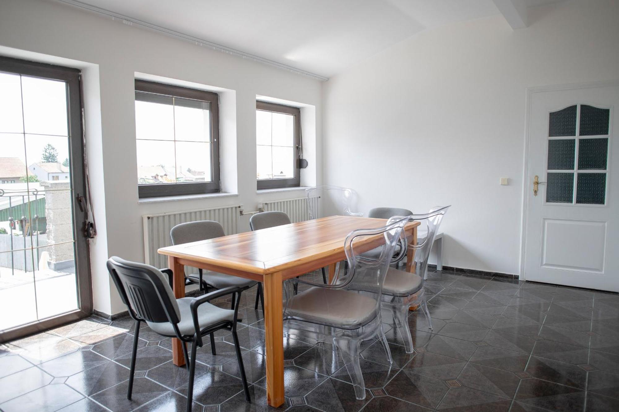 Amenity Apartmany פרנה מראה חיצוני תמונה