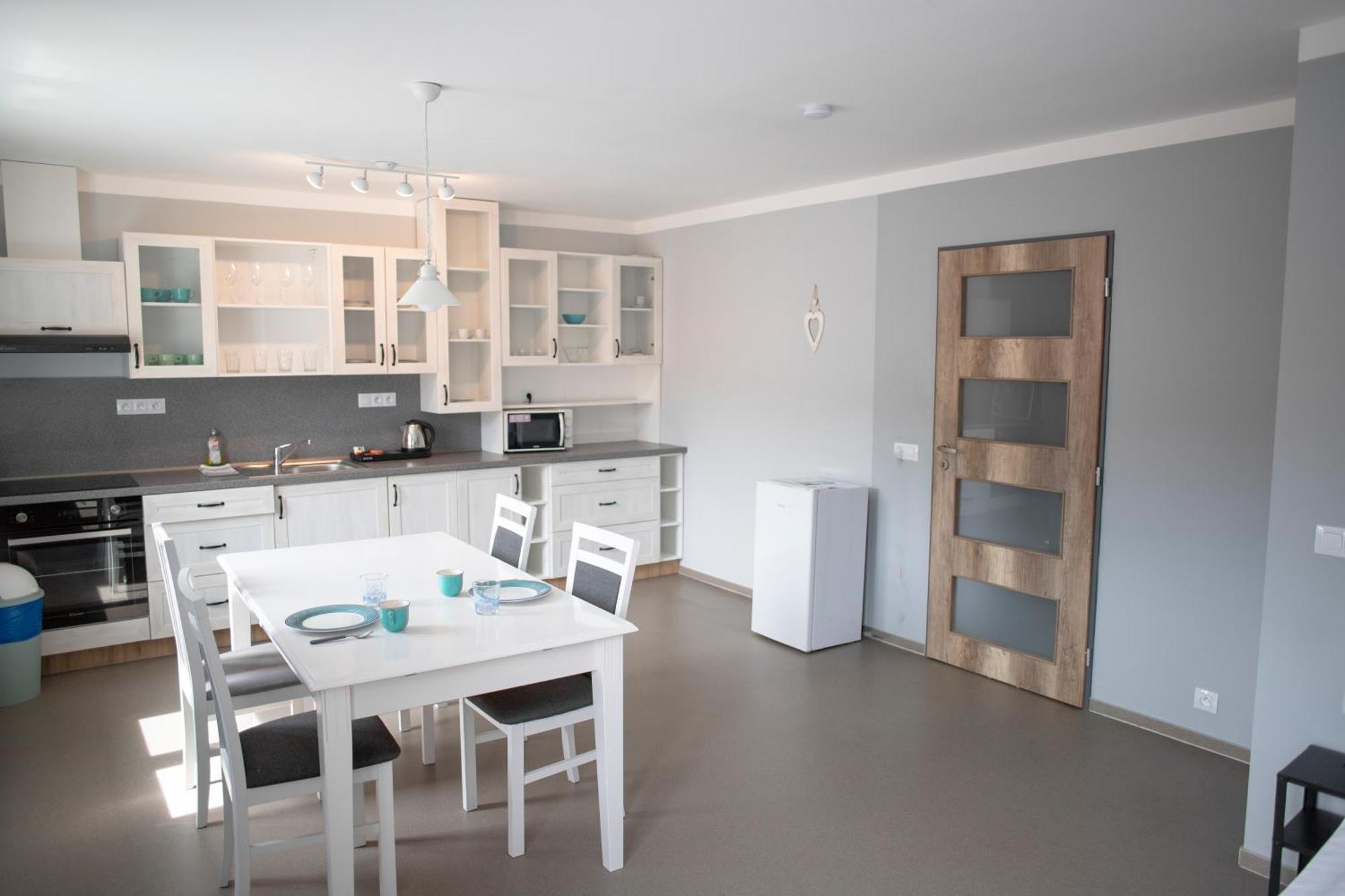 Amenity Apartmany פרנה מראה חיצוני תמונה
