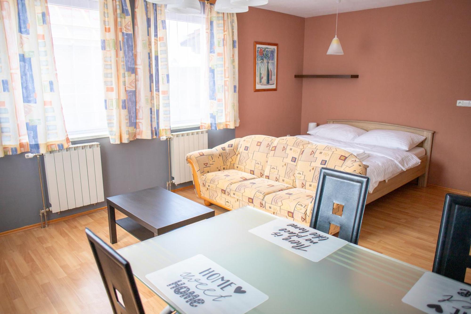 Amenity Apartmany פרנה מראה חיצוני תמונה