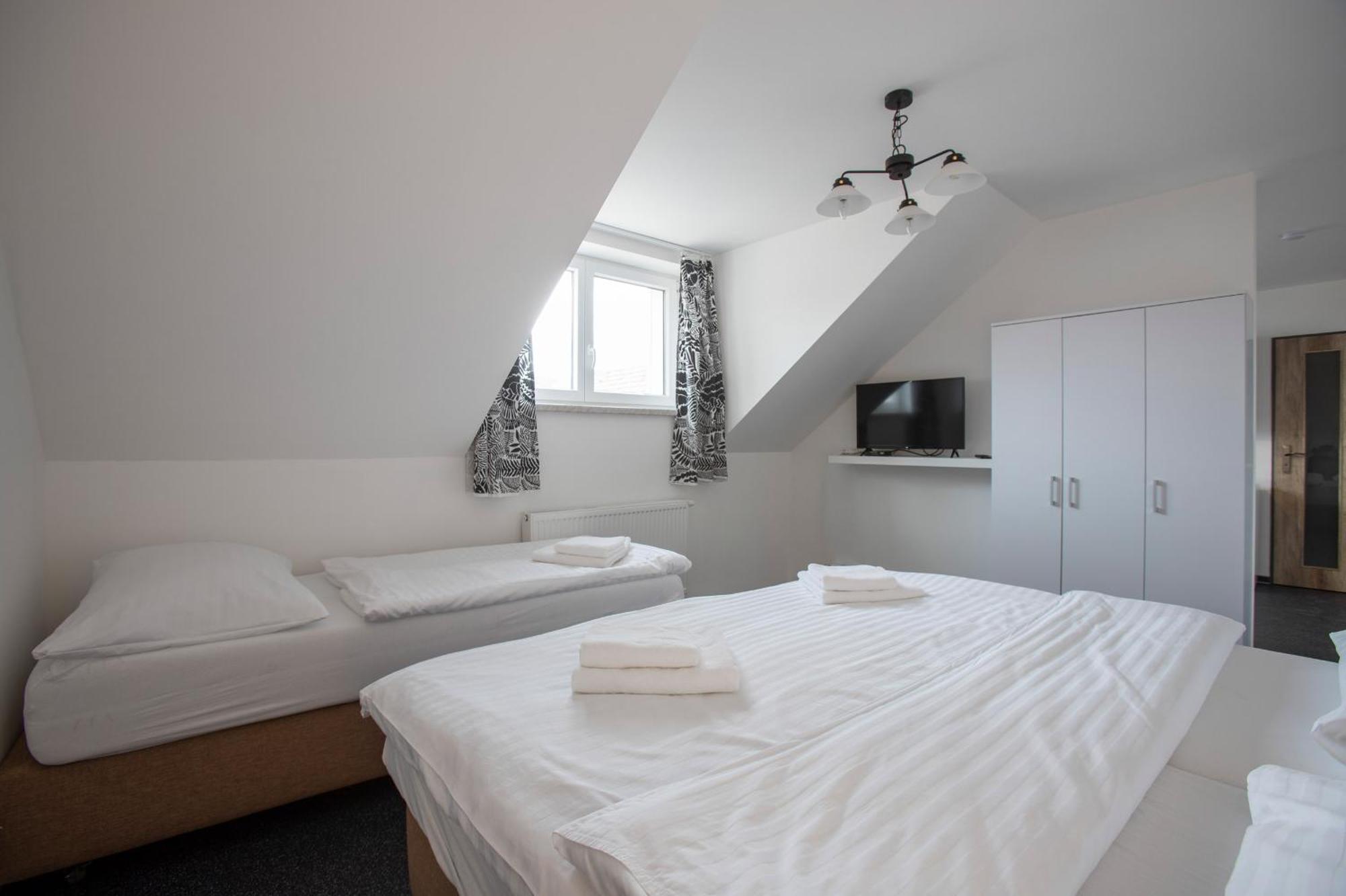 Amenity Apartmany פרנה מראה חיצוני תמונה